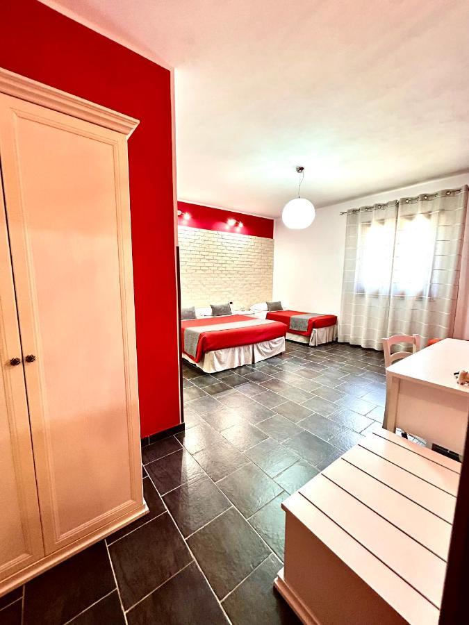 קסטלוצו B&B L'Angolino Della Nonna מראה חיצוני תמונה